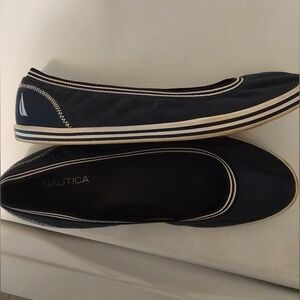 WOMENS FLATS